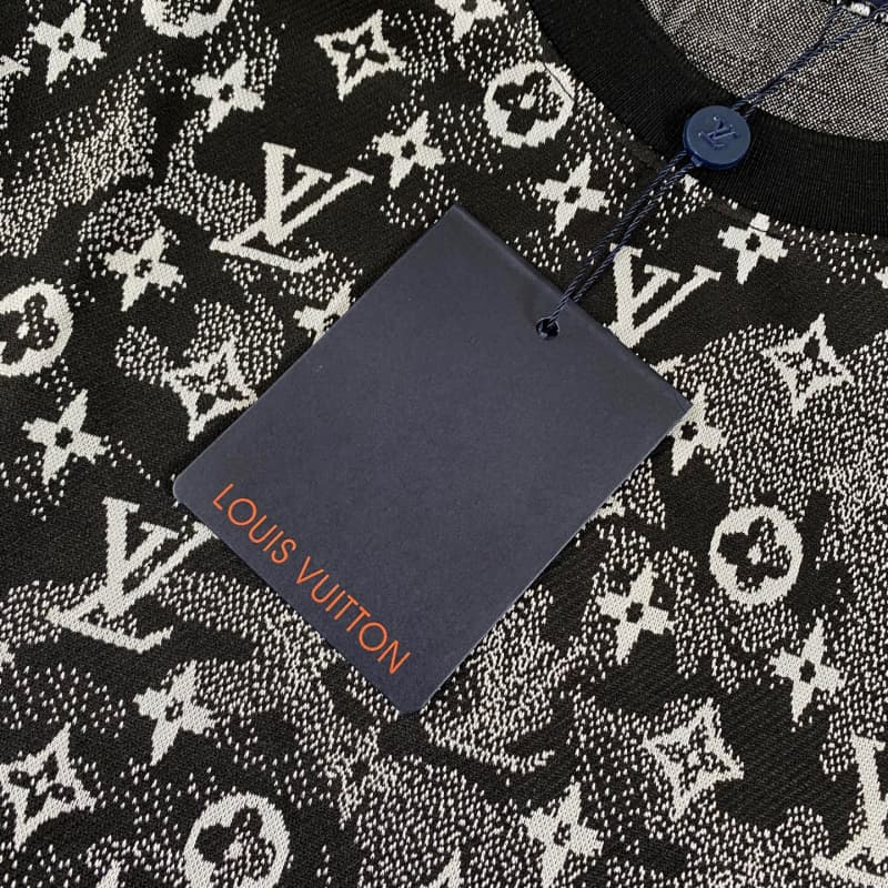 2025 New Classic Black Jacquard T-shirt