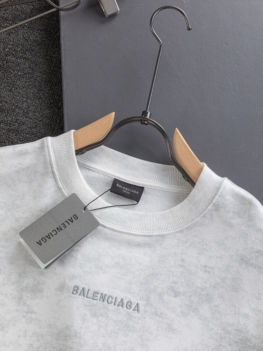 New Gradient Design Sweatshirt