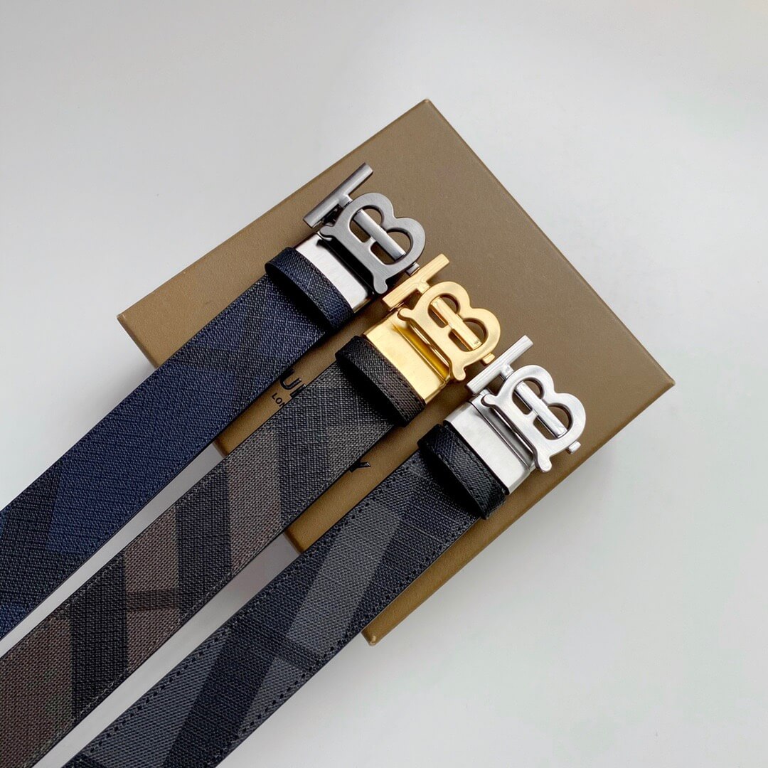 Ceinture à carreaux classique et minimaliste