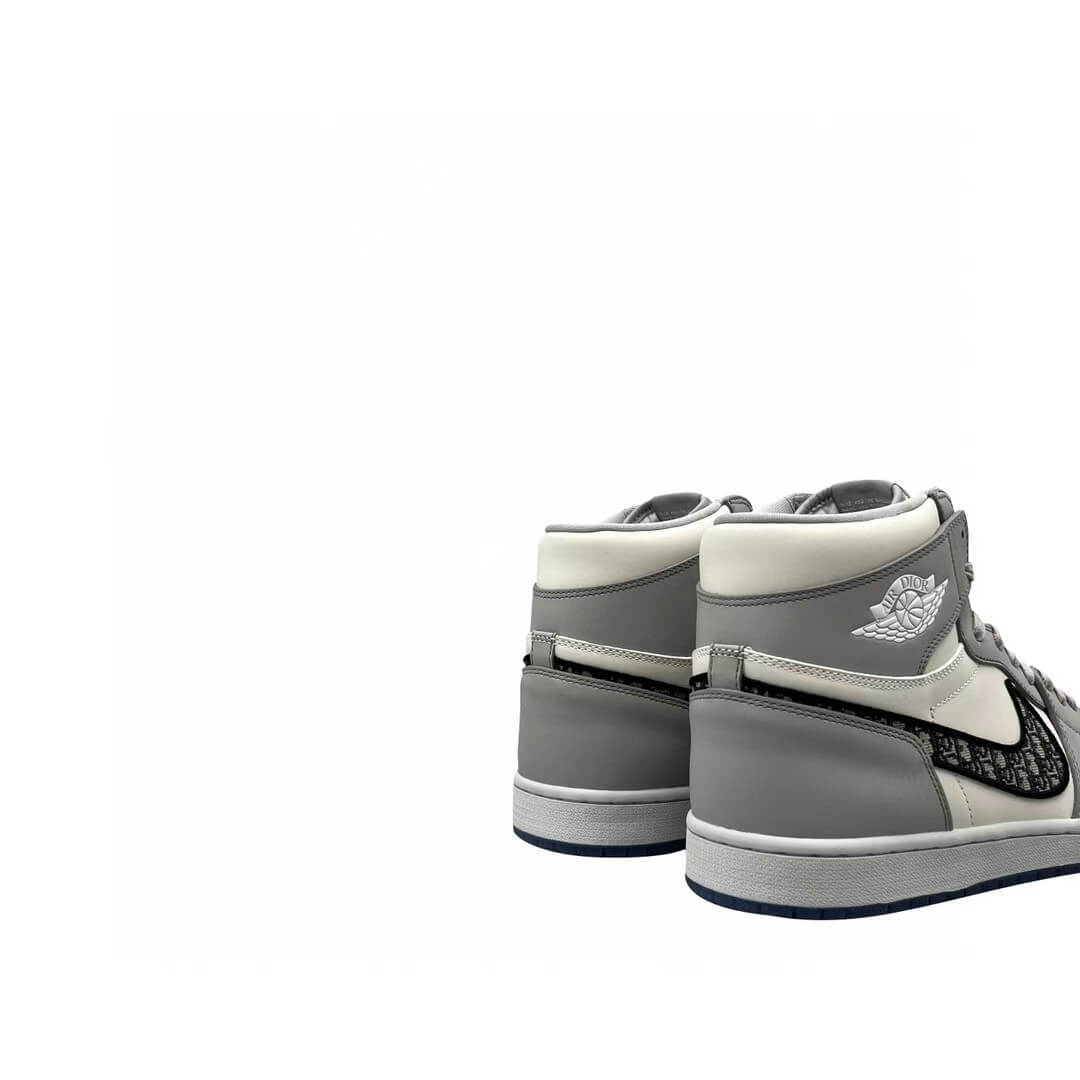 New High-Top Sneaker