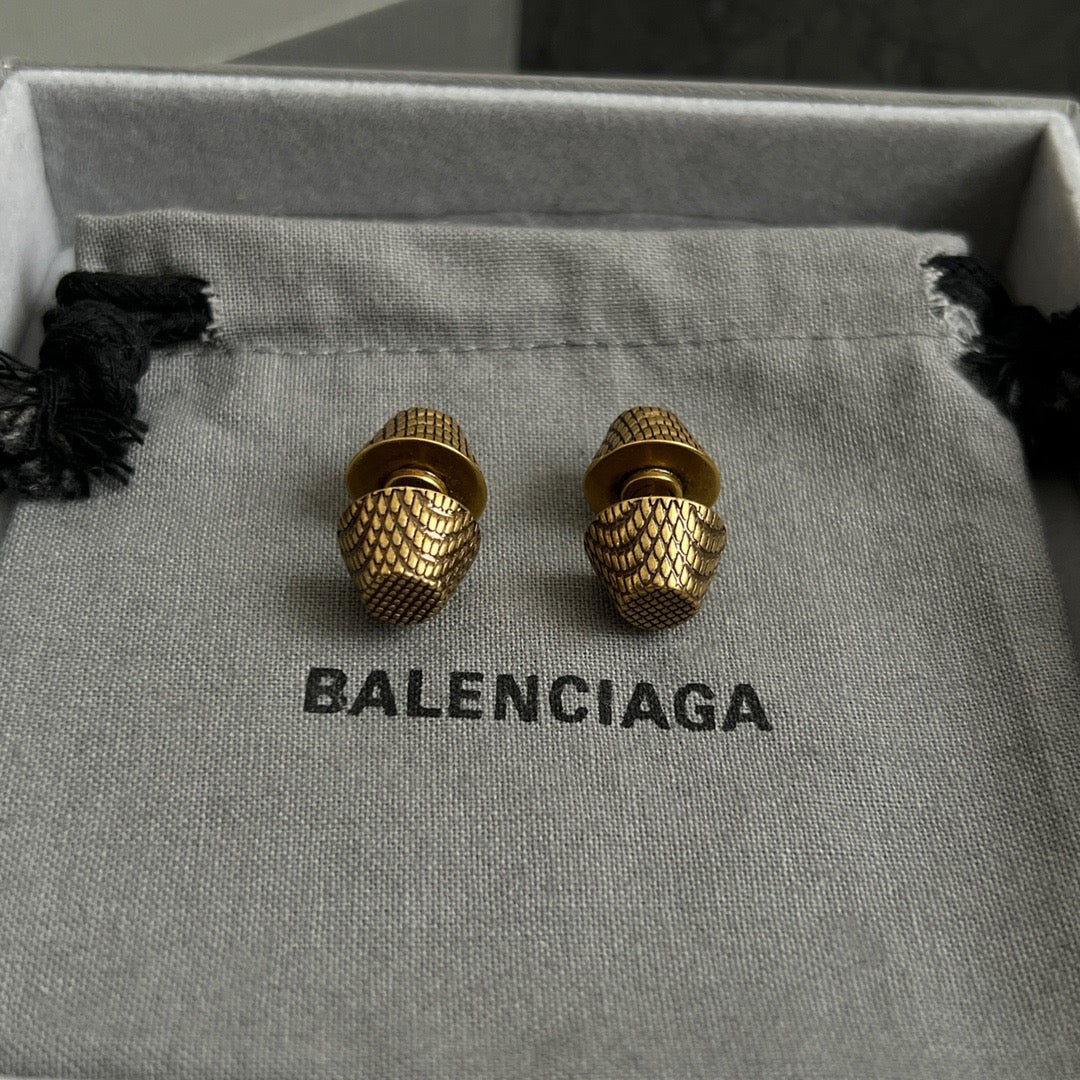 Chic Minimalist Double-End Stud Earrings