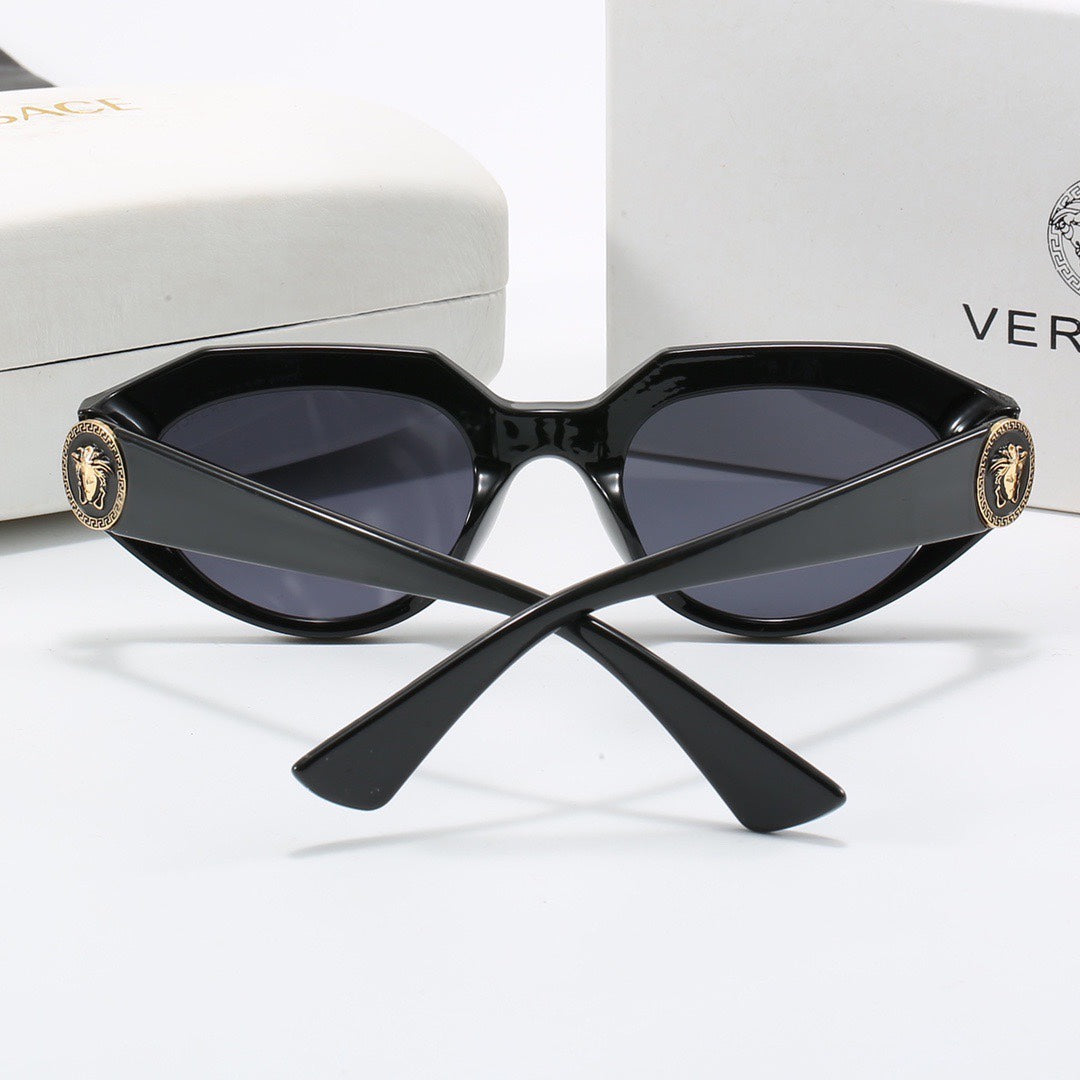 Lunettes de soleil polygonales