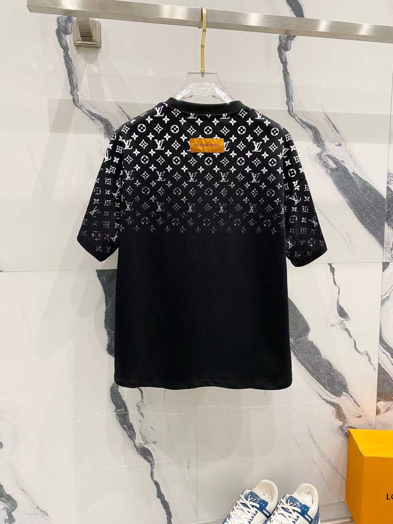Nouveau t-shirt à imprimé dégradé