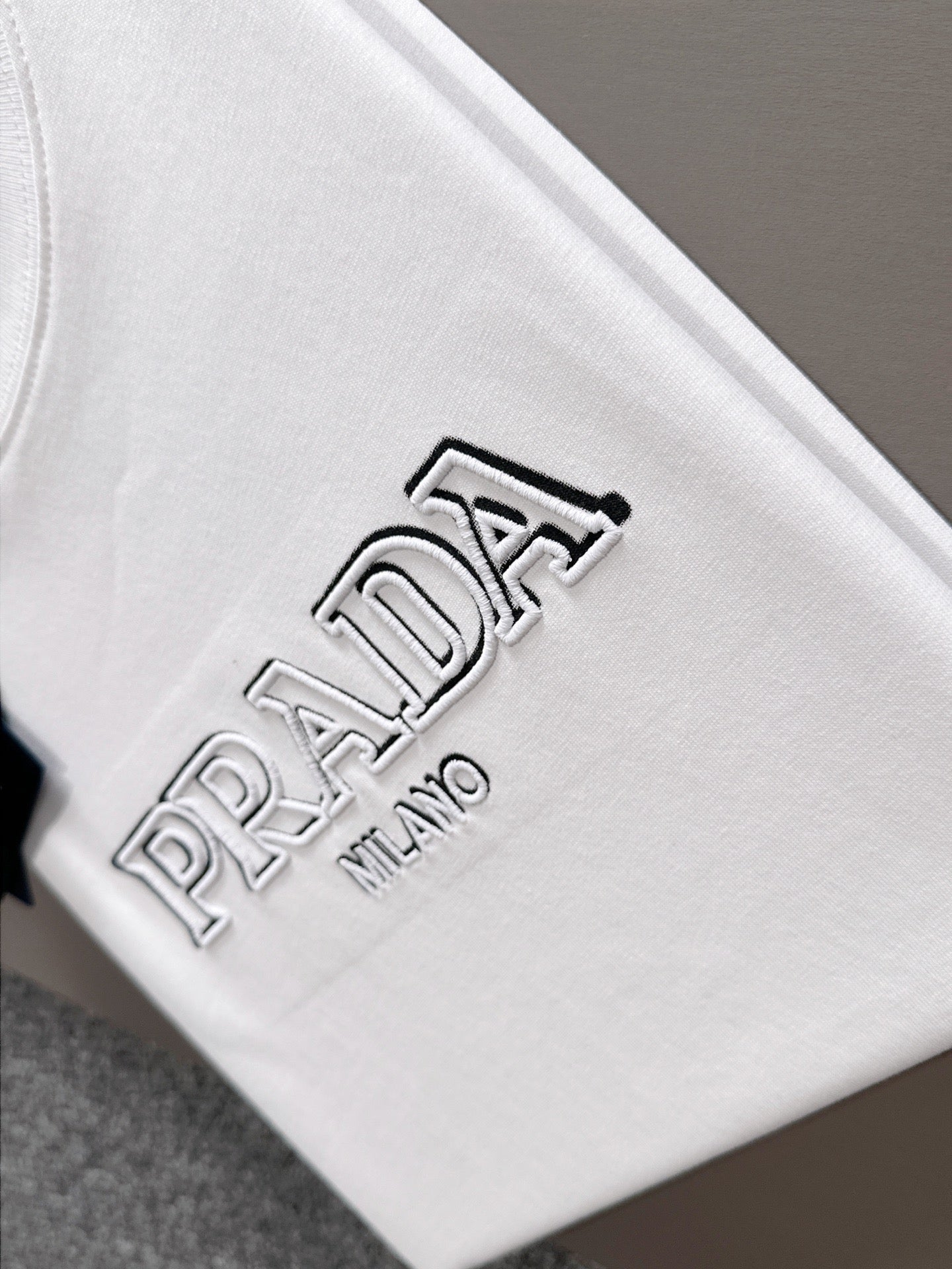 2025 3D Embroidered T-shirt