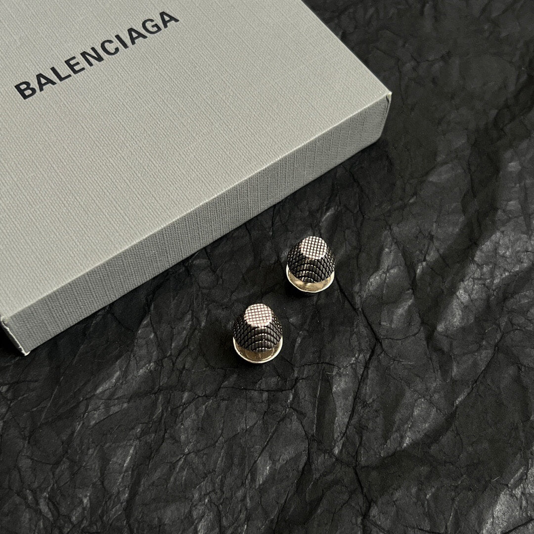 Chic Minimalist Double-End Stud Earrings
