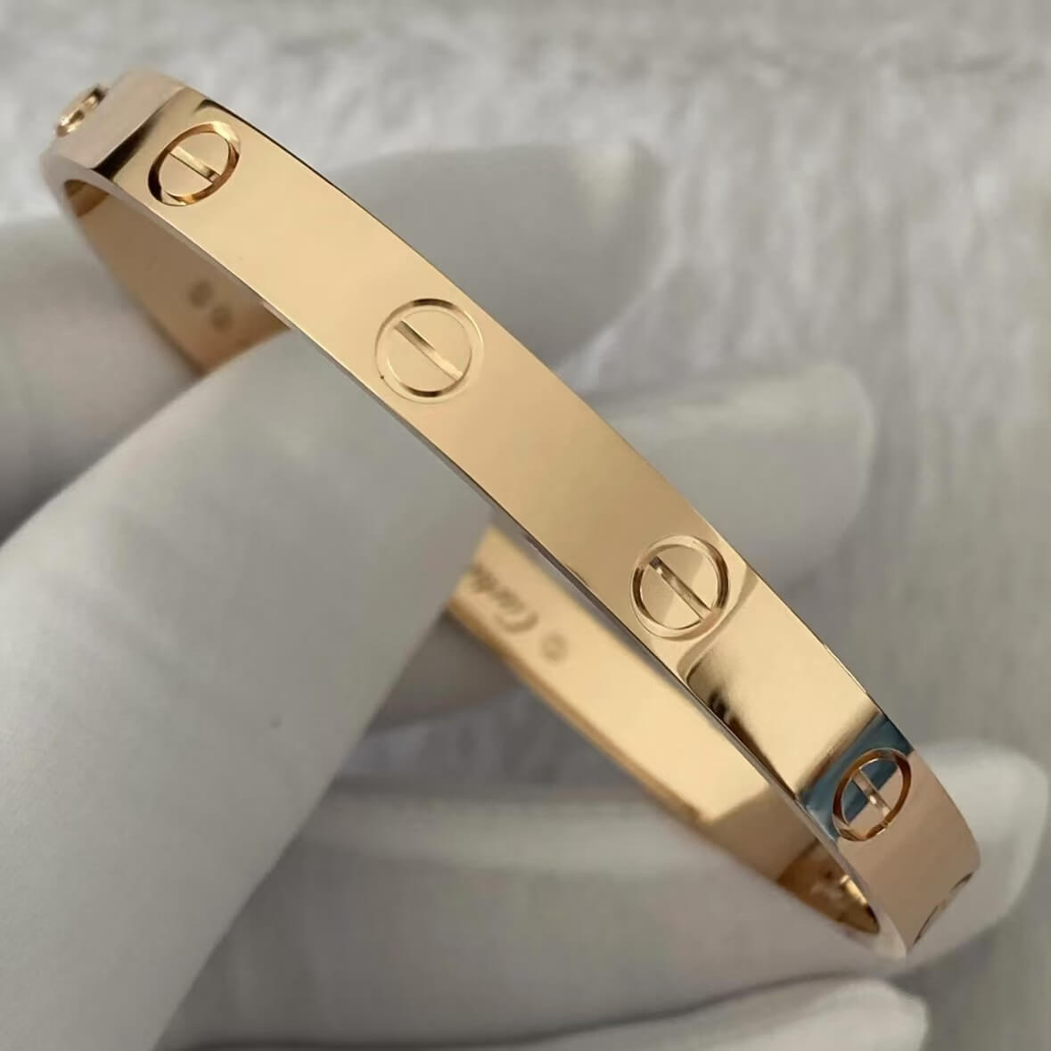 Classic Wide Band Diamond-Free Bangle