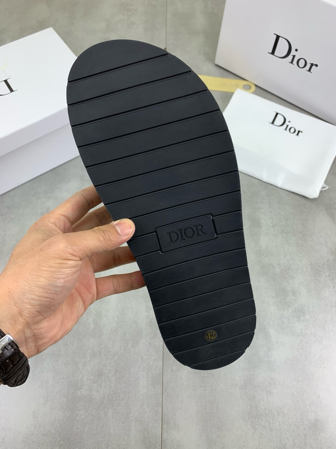Chaussons lettres en métal