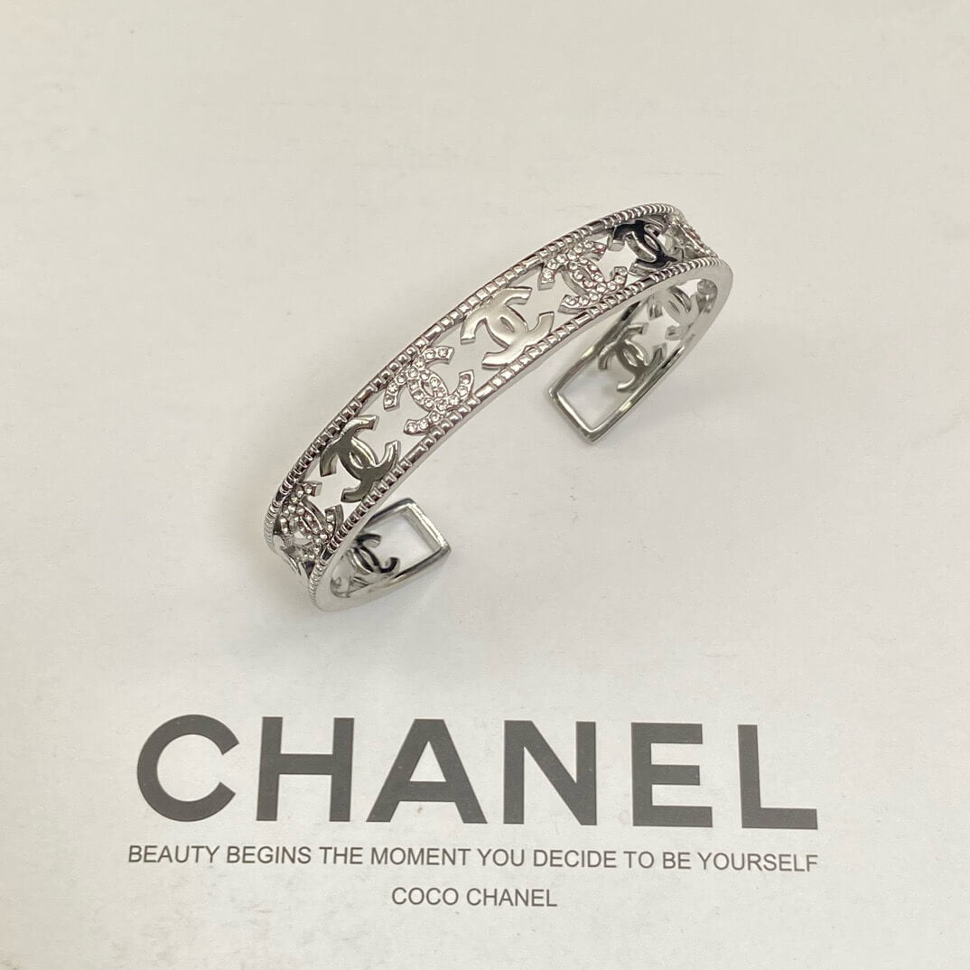 Openwork Double C Bangle