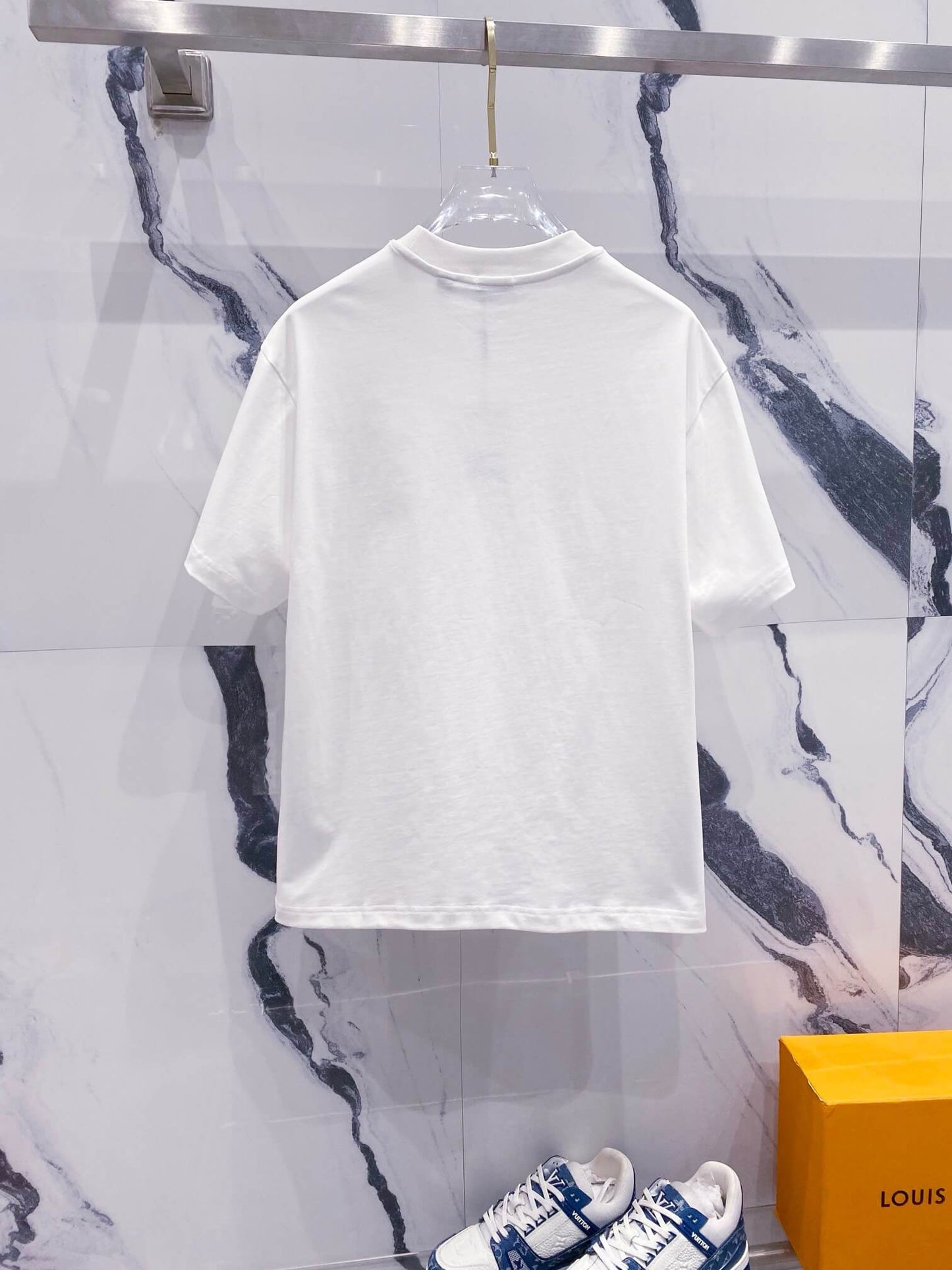 T-shirt brodé Cheval de guerre
