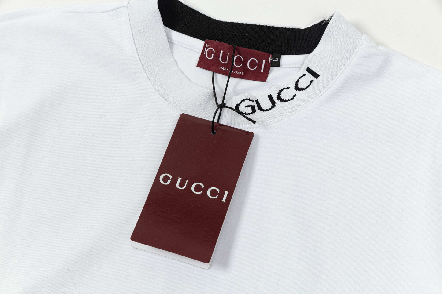 T-shirt à lettres encolure