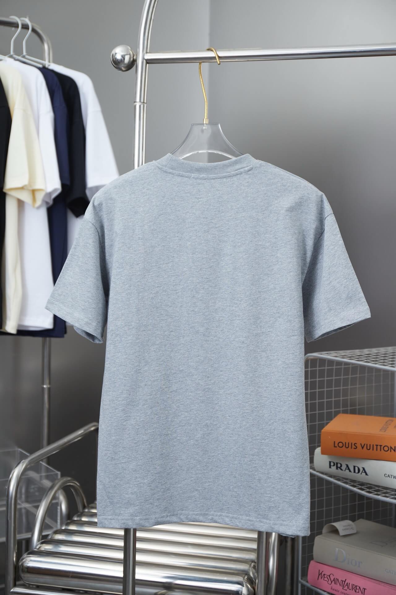 T-shirt brodé lapin