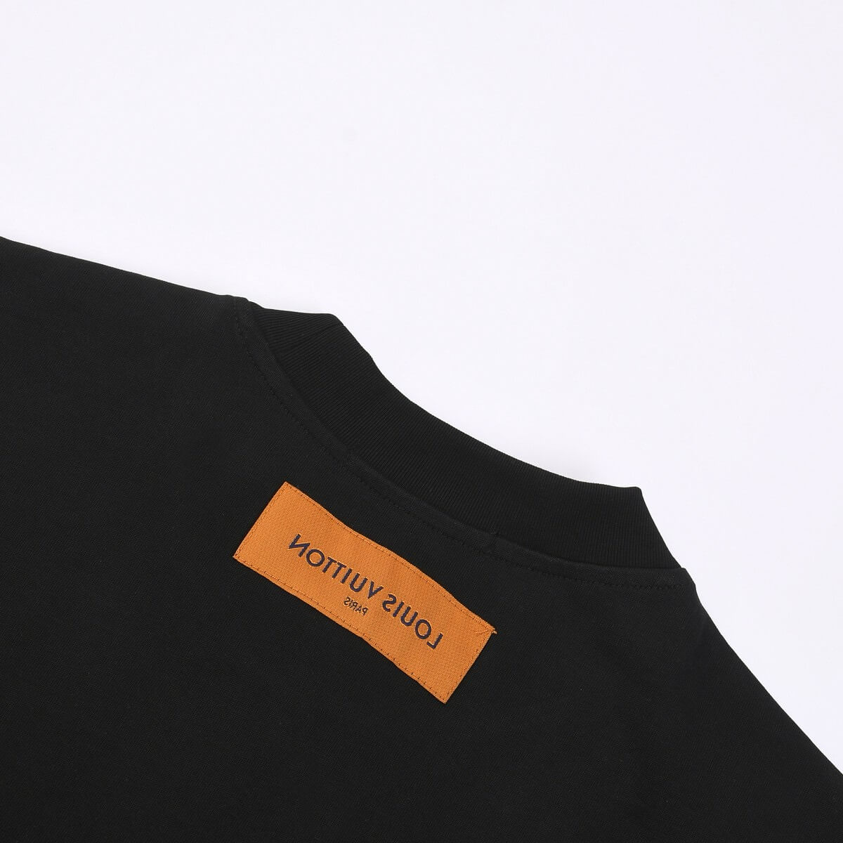 T-shirt en placage à motif métallique