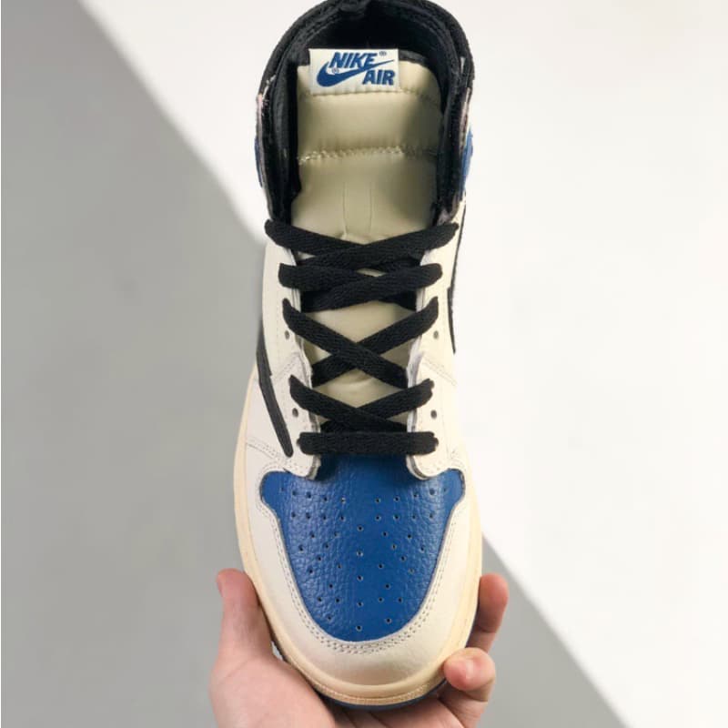 Baskets mi-hautes bleues et blanches
