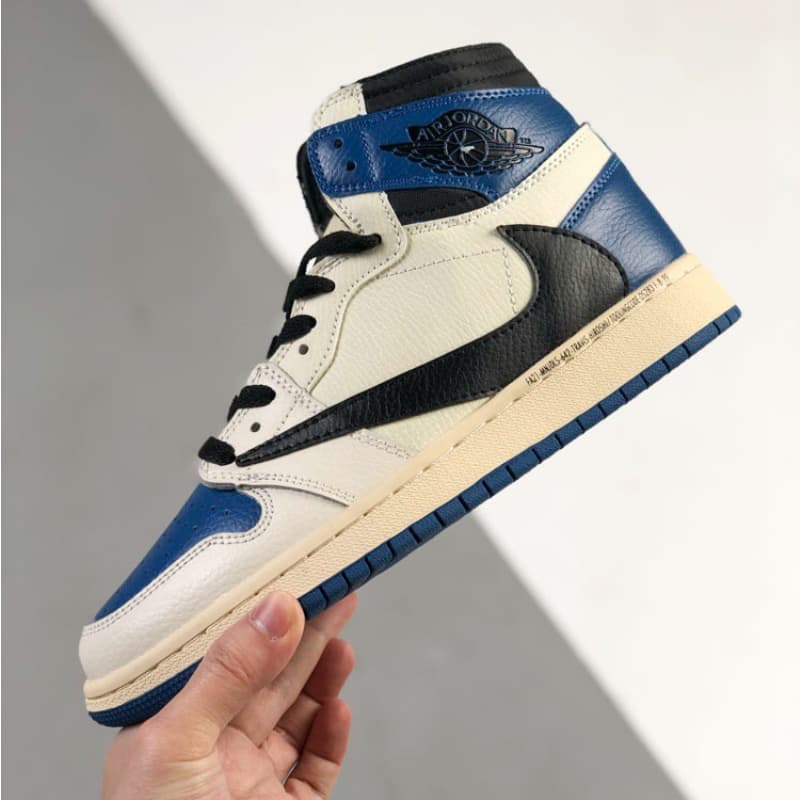 Baskets mi-hautes bleues et blanches