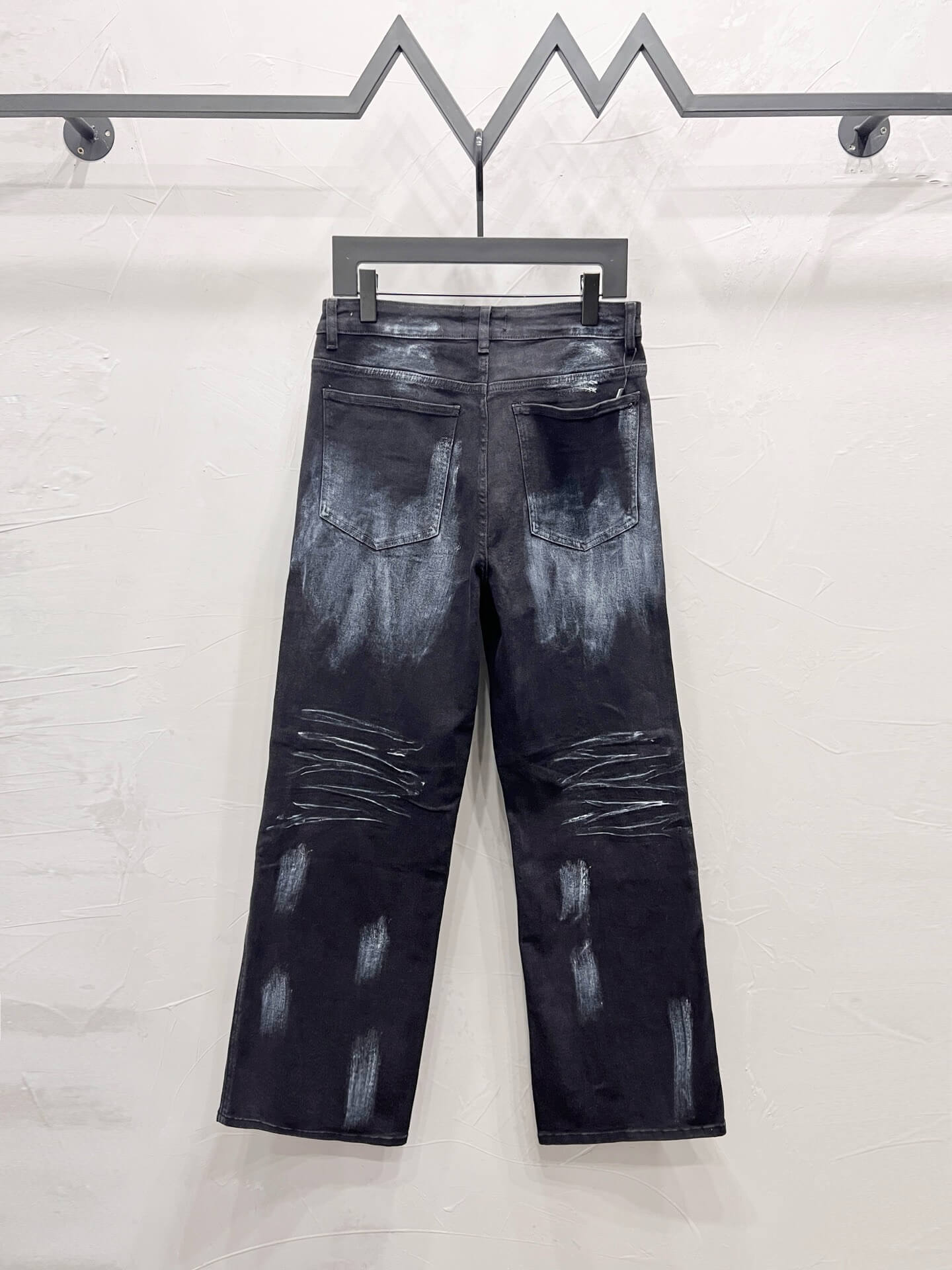 Straight-Leg Jeans with Star Design