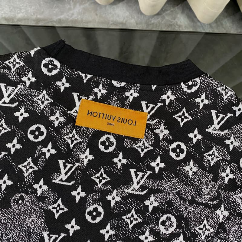 2025 New Classic Black Jacquard T-shirt