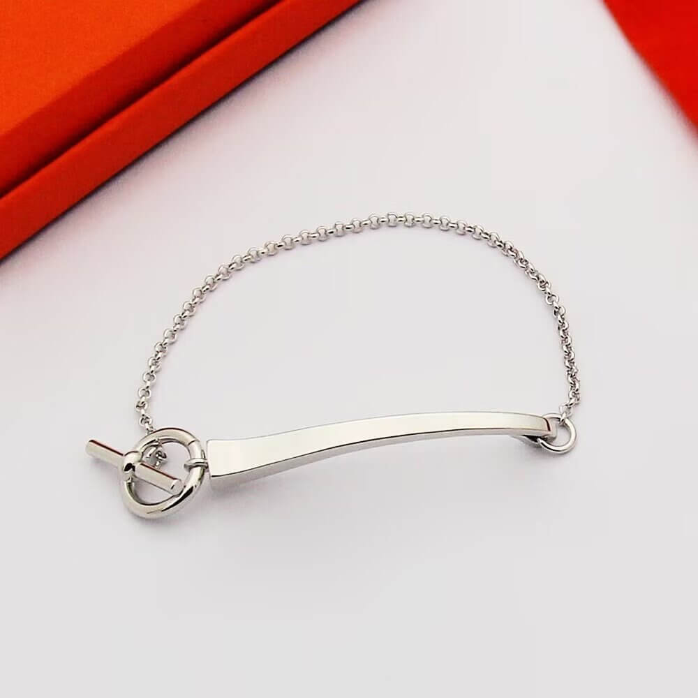 Classic Minimalist Clasp Bracelet