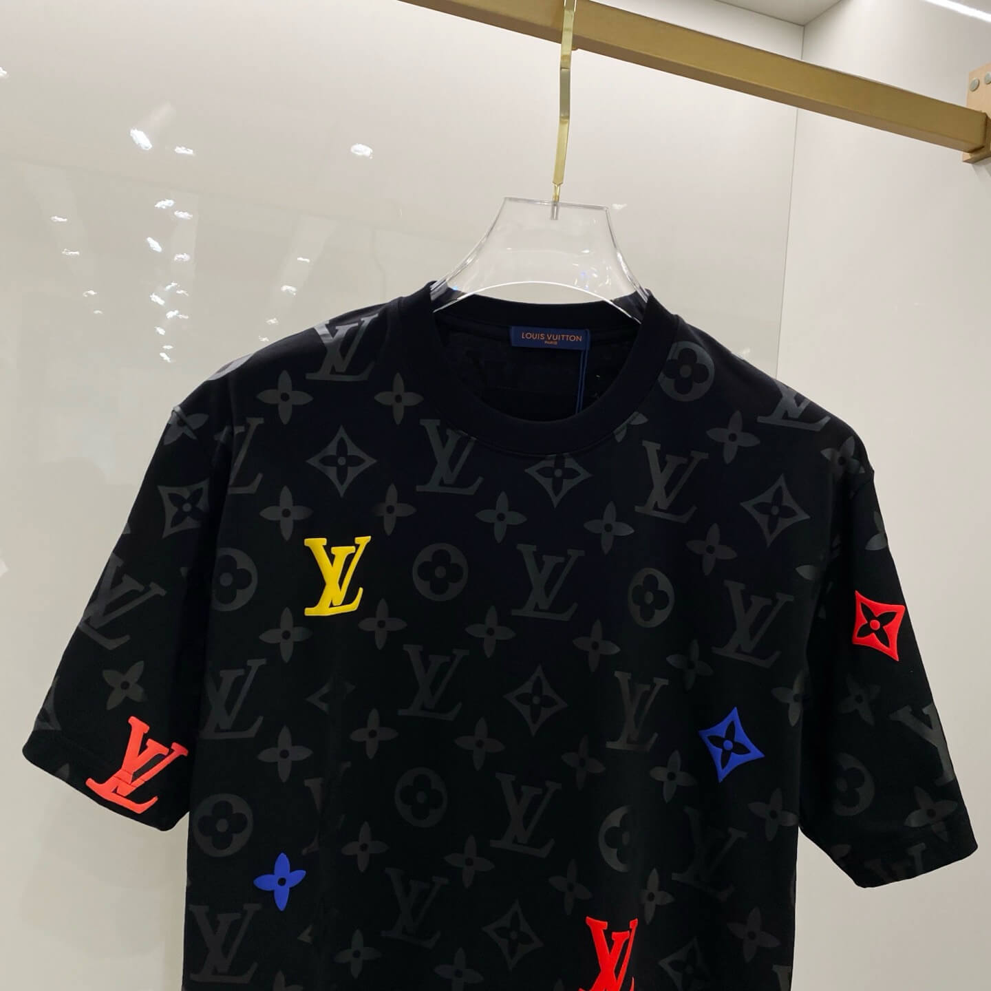 T-Shirt mit Vollfarbdruck