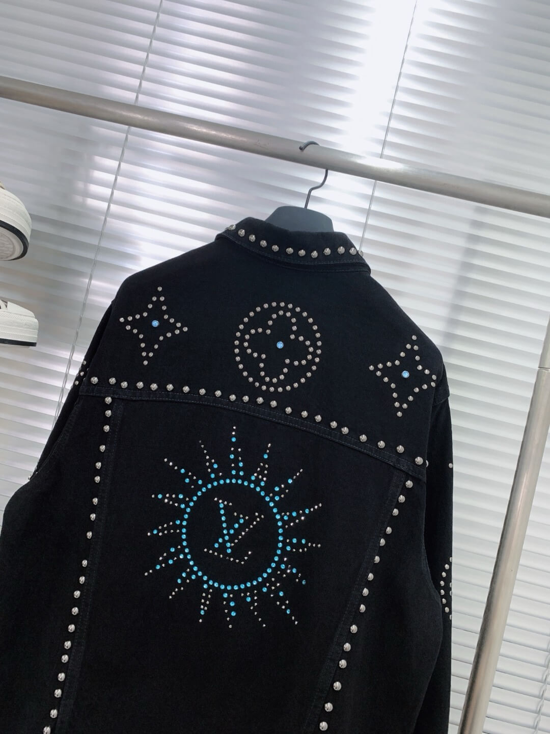 Veste à strass