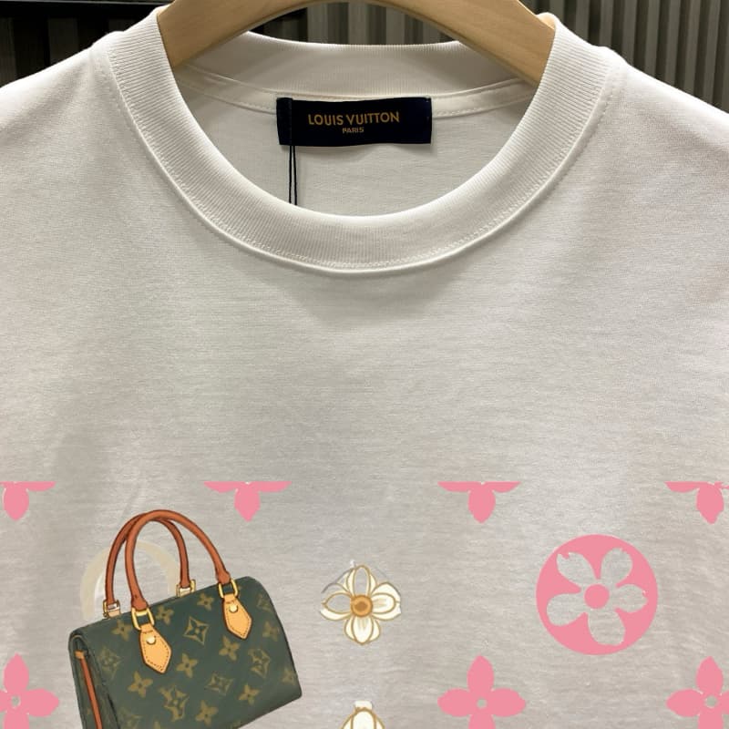 2025 Handbag Graphic T-Shirt