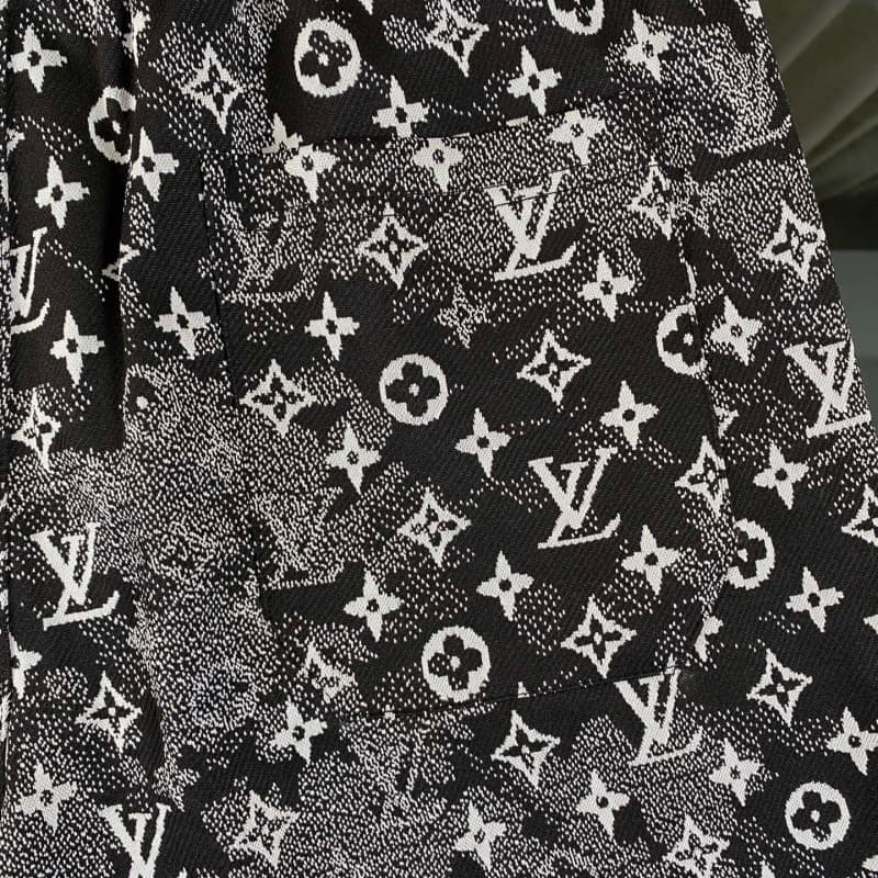2025 New Classic Black Jacquard T-shirt