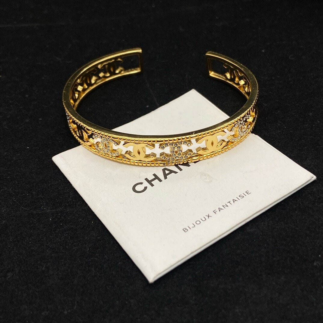 Openwork Double C Bangle