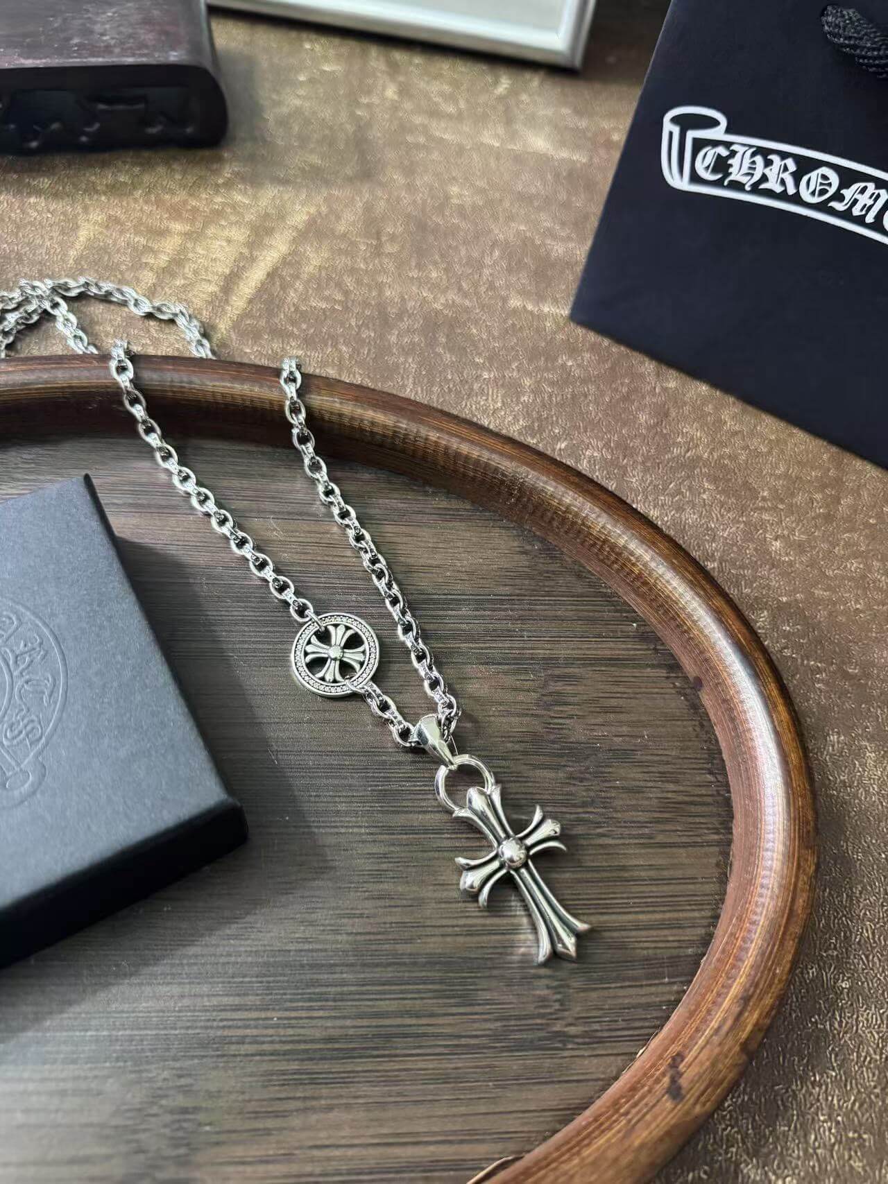 Cross Street Style Necklace