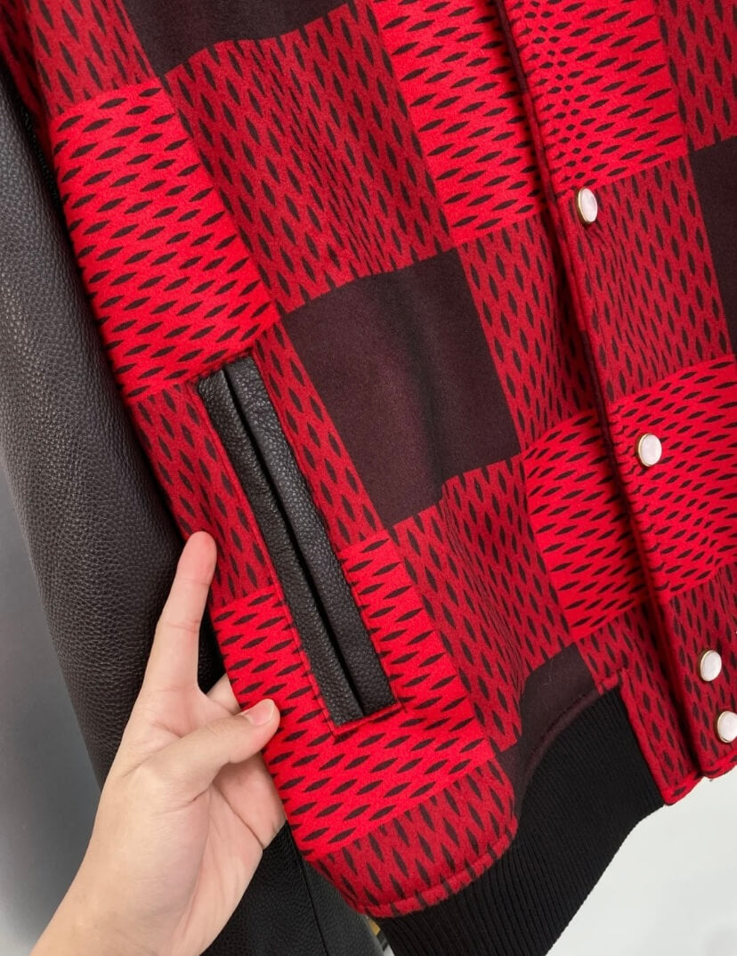 Veste rouge classique