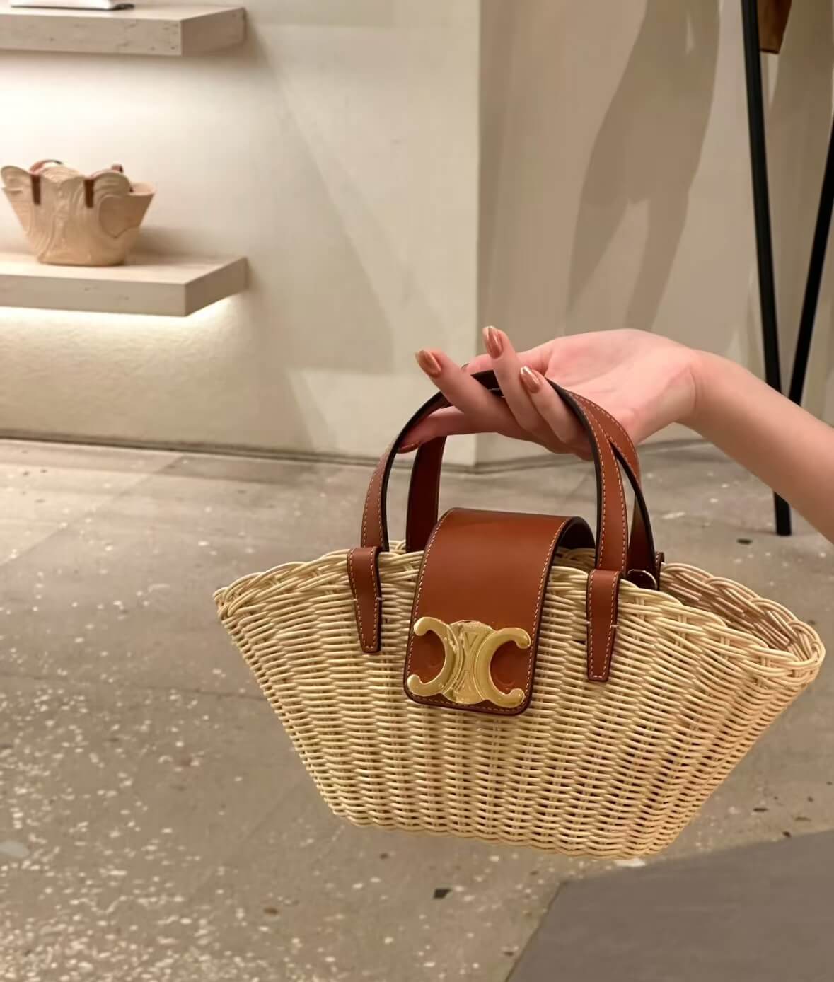 Sac à bandoulière en bambou de style resort