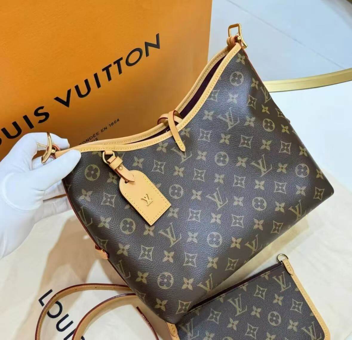Sac bandoulière monogramme populaire