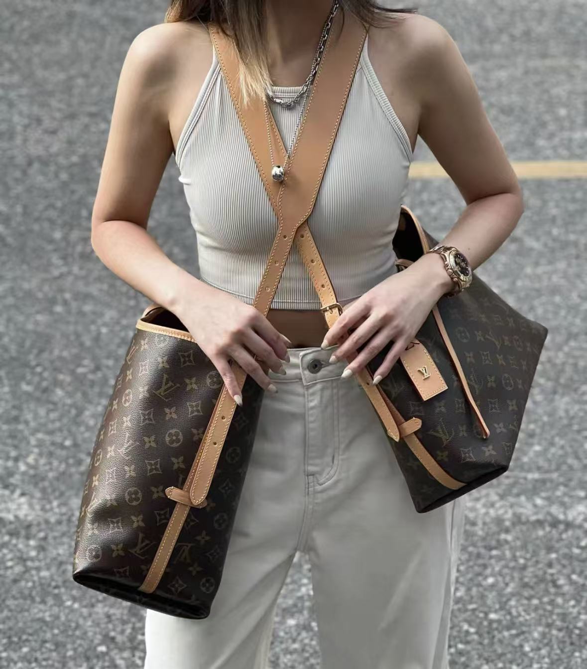 Sac bandoulière monogramme populaire