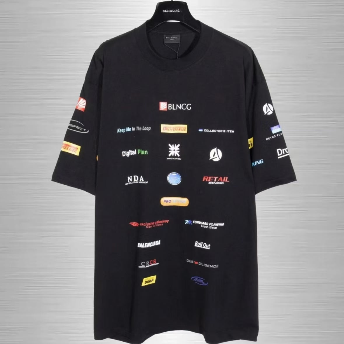 T-shirt imprimé multi-éléments