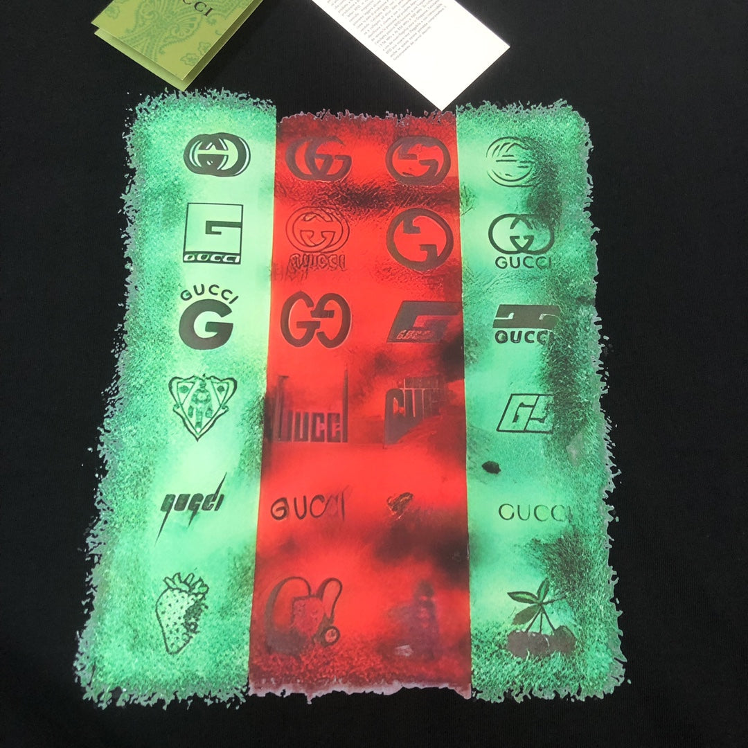 T-shirt imprimé patchwork rouge et vert