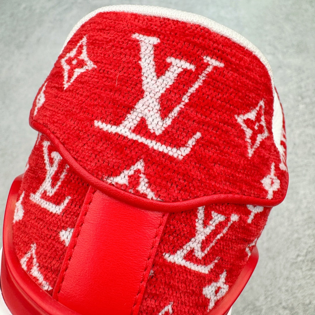 Chaussures classiques rouges