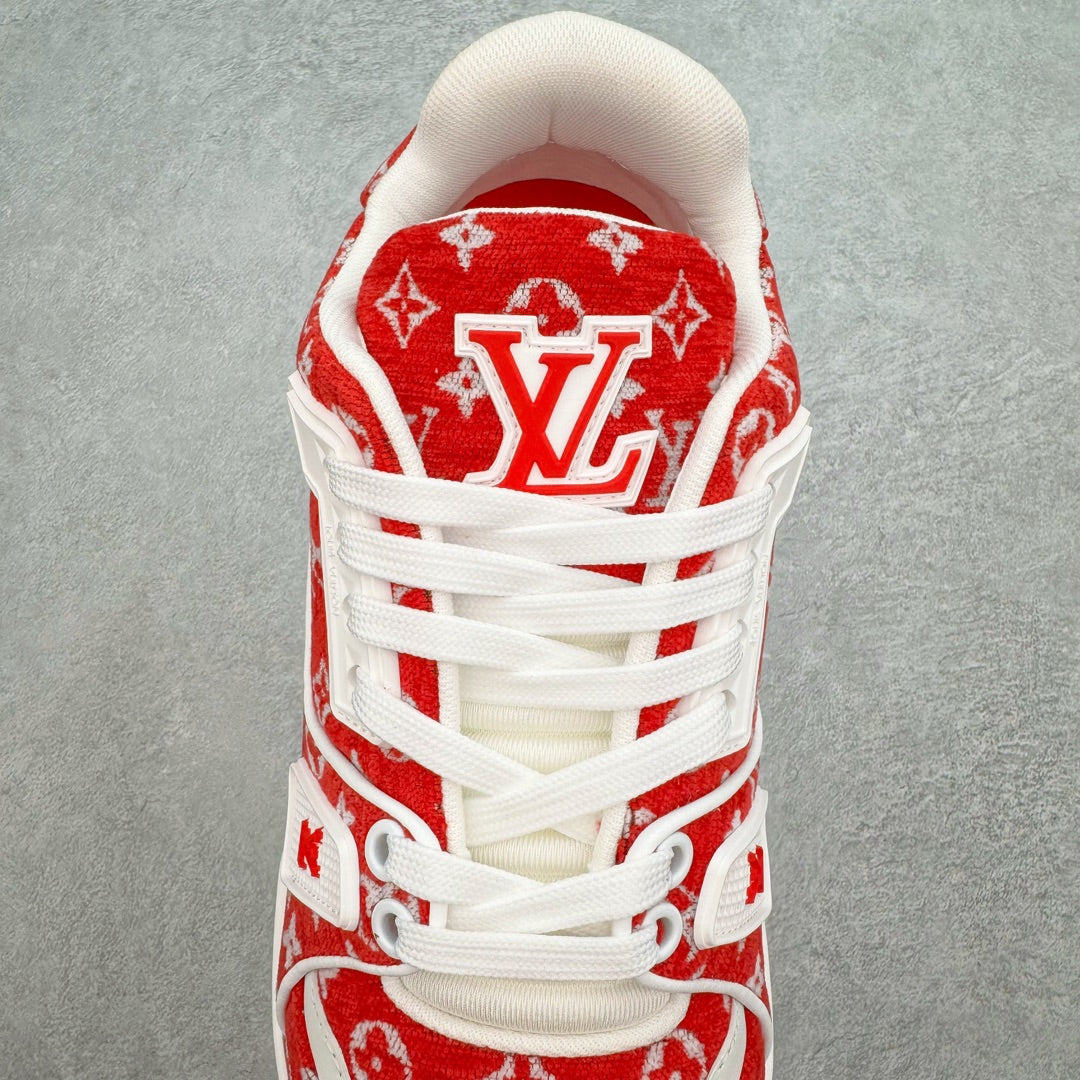 Chaussures classiques rouges