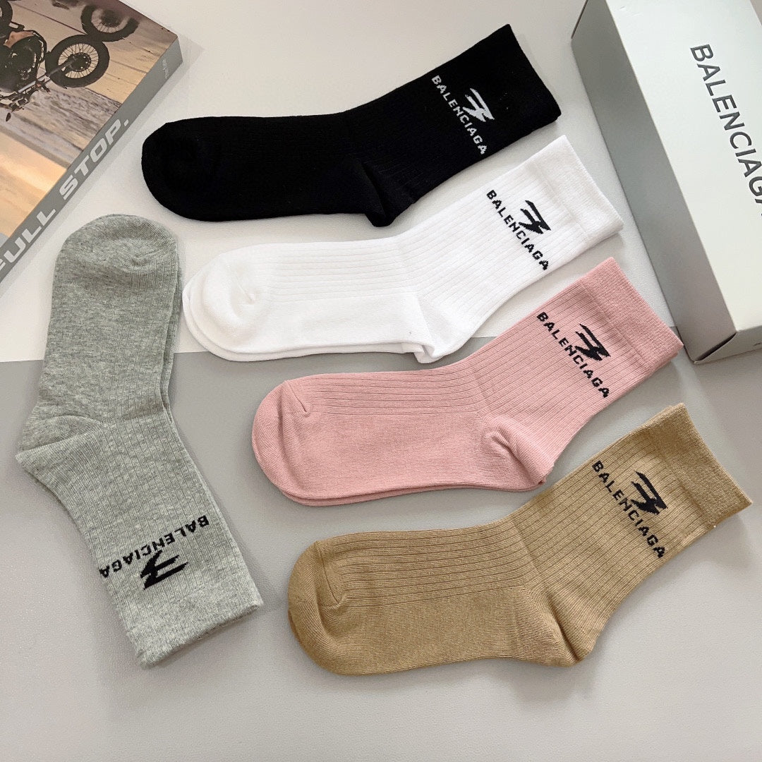 Chaussettes à motifs de lettres