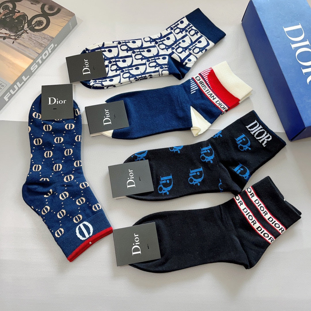 Chaussettes à lettres bleues