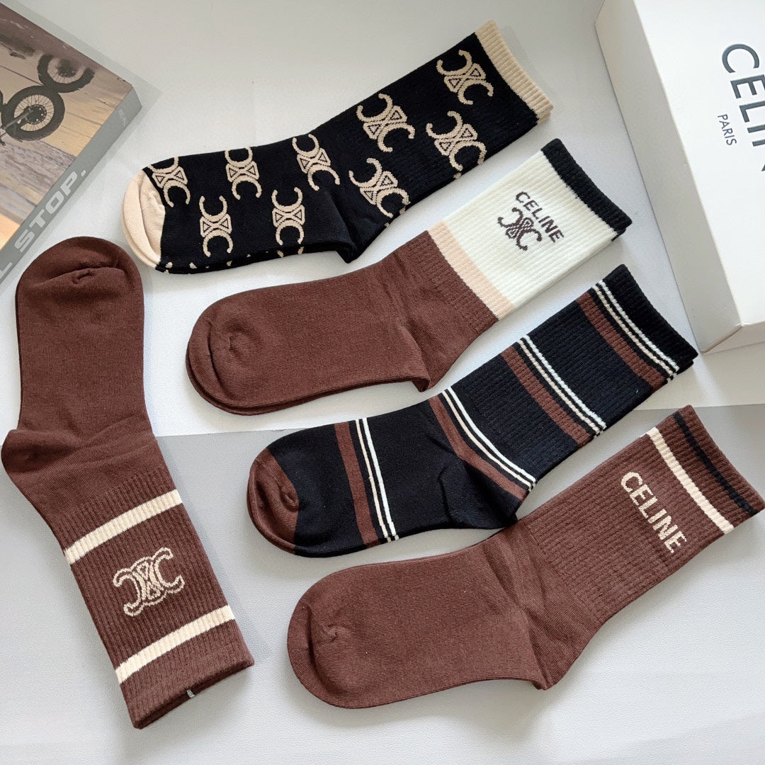 Chaussettes marron à motif classique