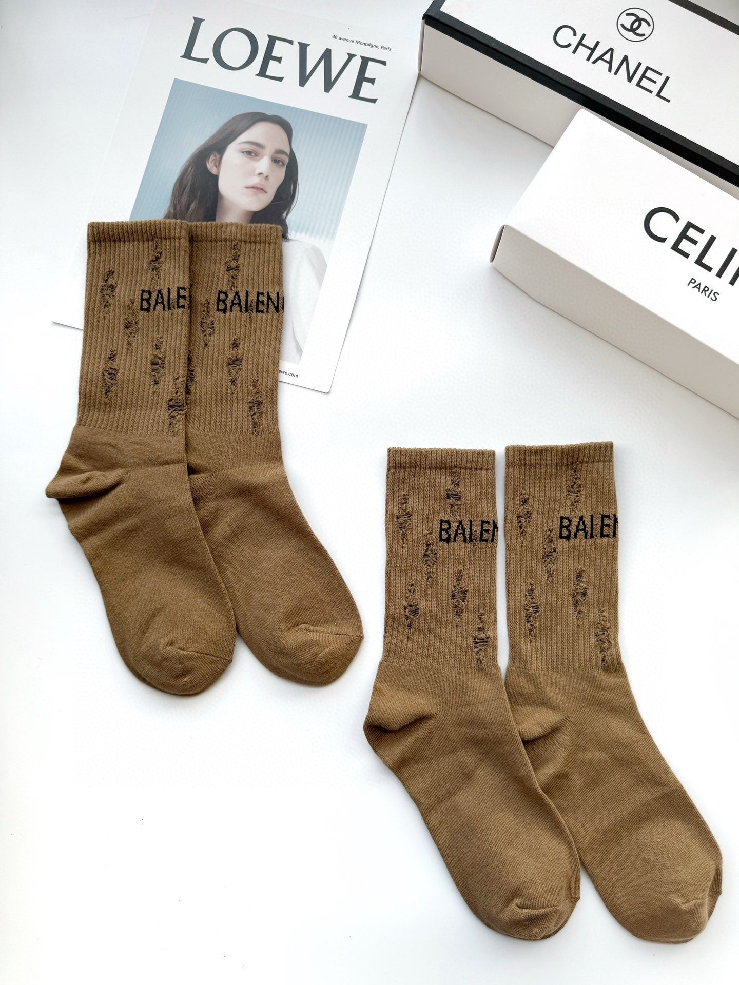 Chaussettes classiques marron à lettres