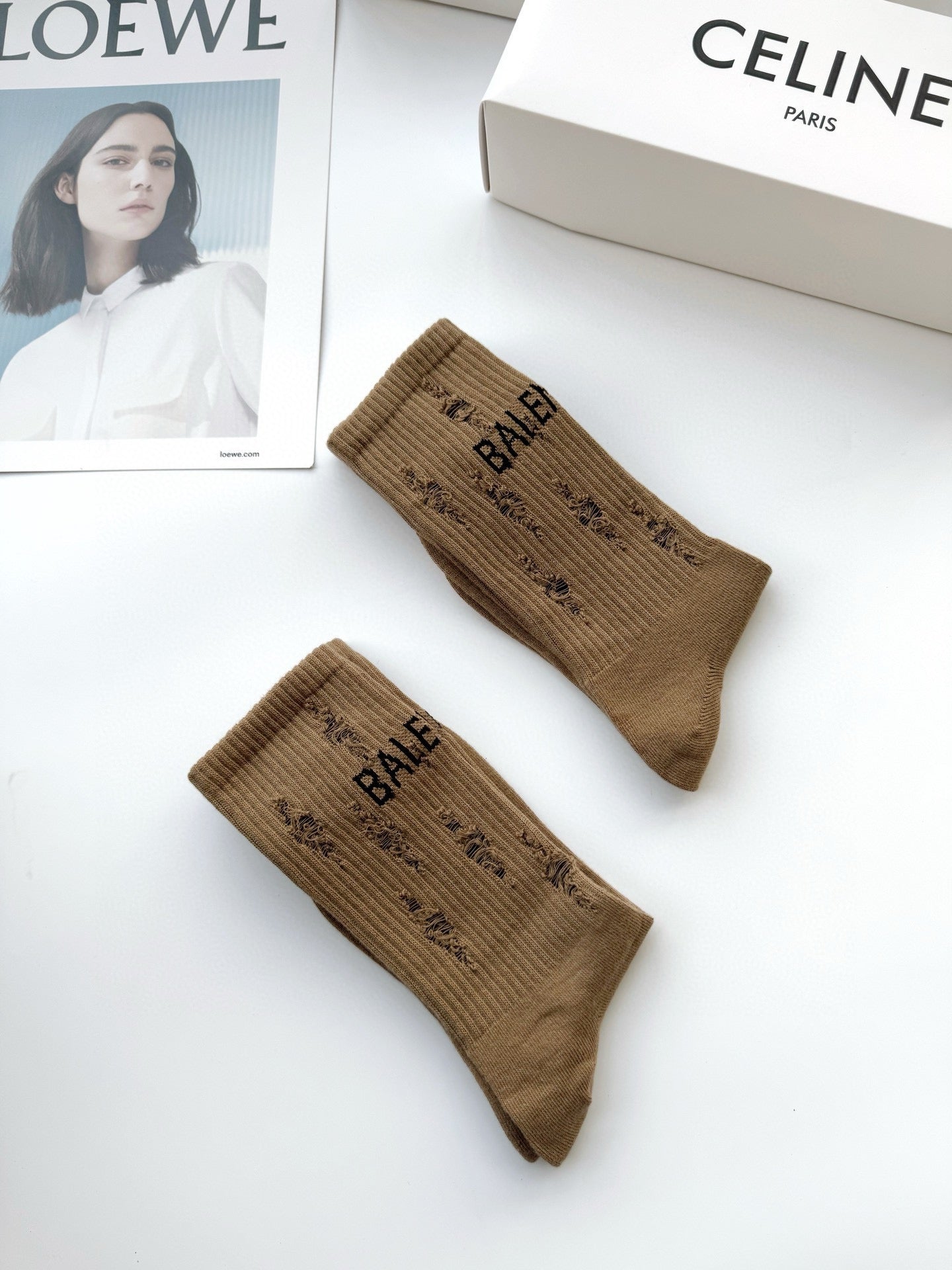 Chaussettes classiques marron à lettres