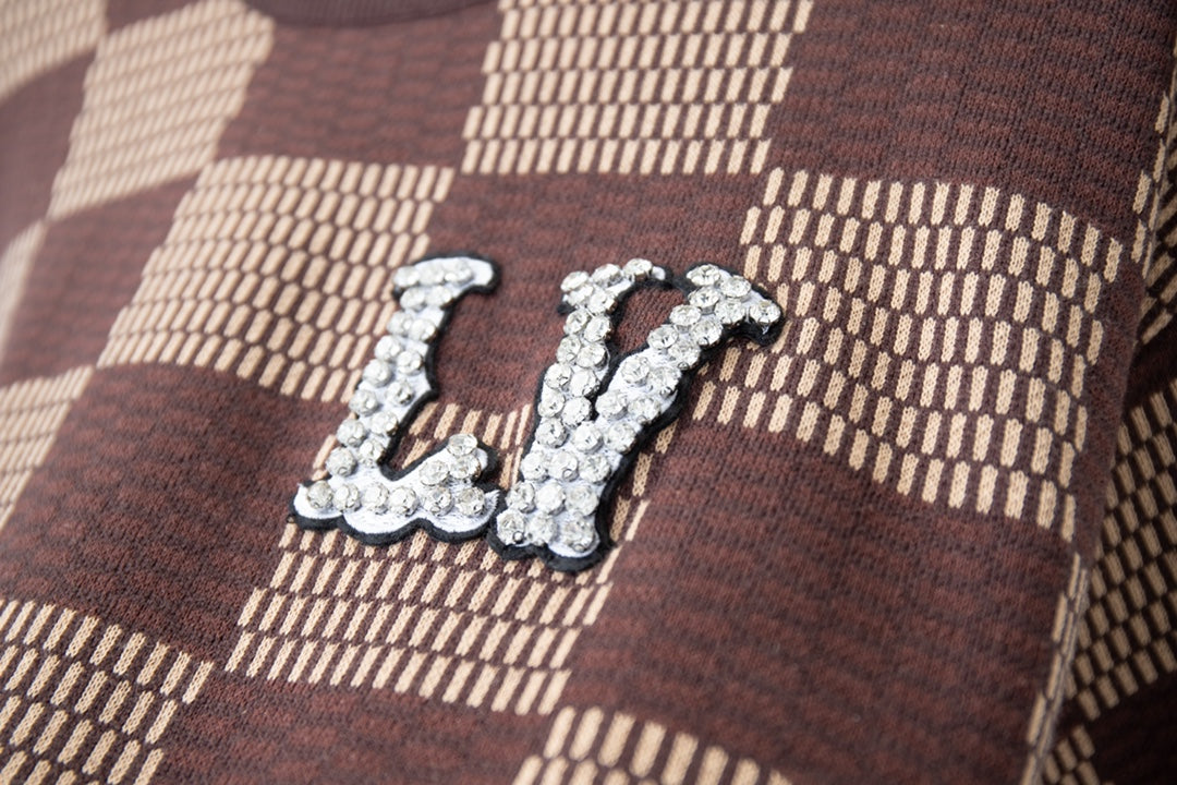 T-shirt brodé de strass
