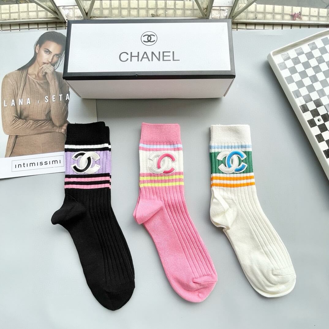 Chaussettes tube moyen populaires en ligne