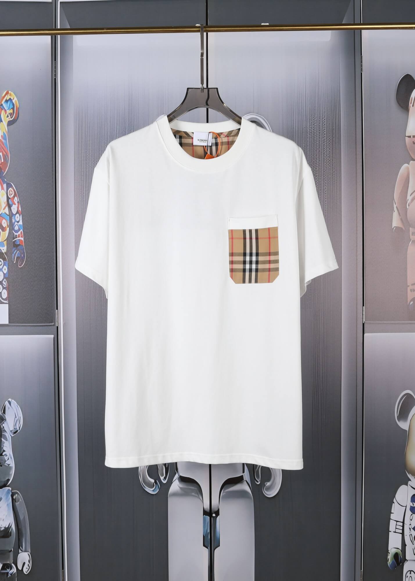 T-shirt à carreaux avec poche
