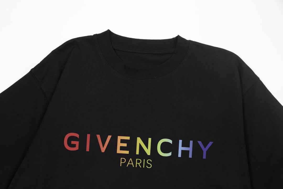 T-shirt lettres arc-en-ciel