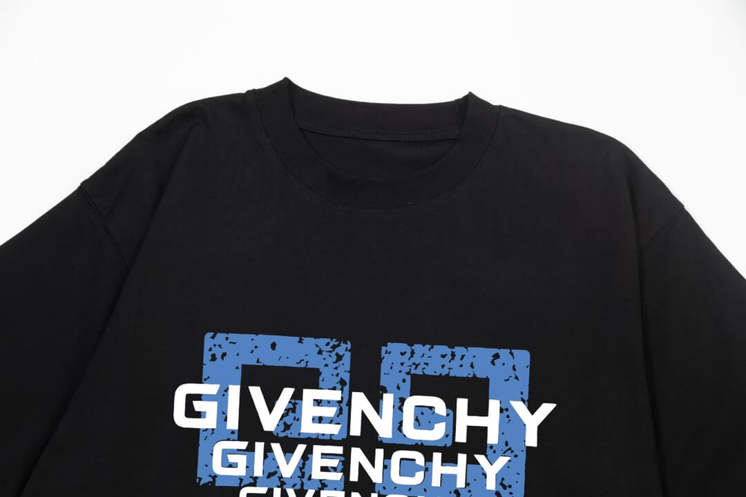 T-shirt imprimé plusieurs lettres