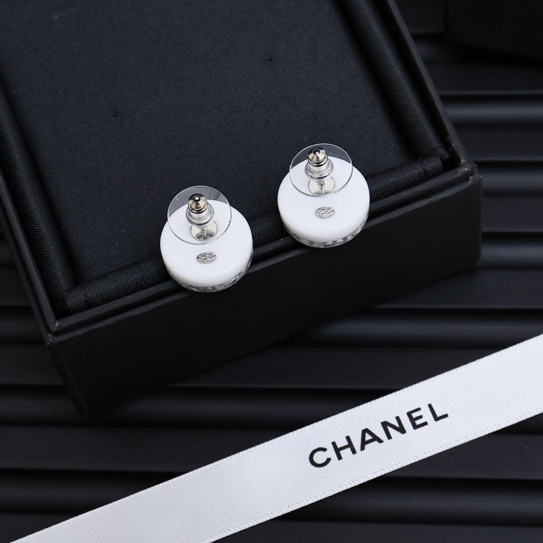 Oceanic Circle Stud Collection