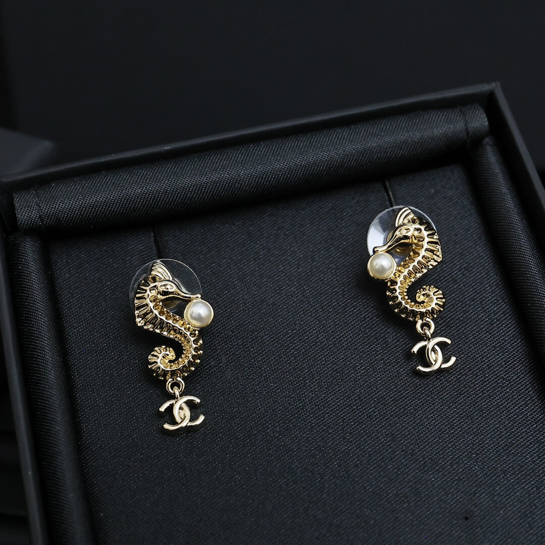 Vintage Seahorse Stud Earrings