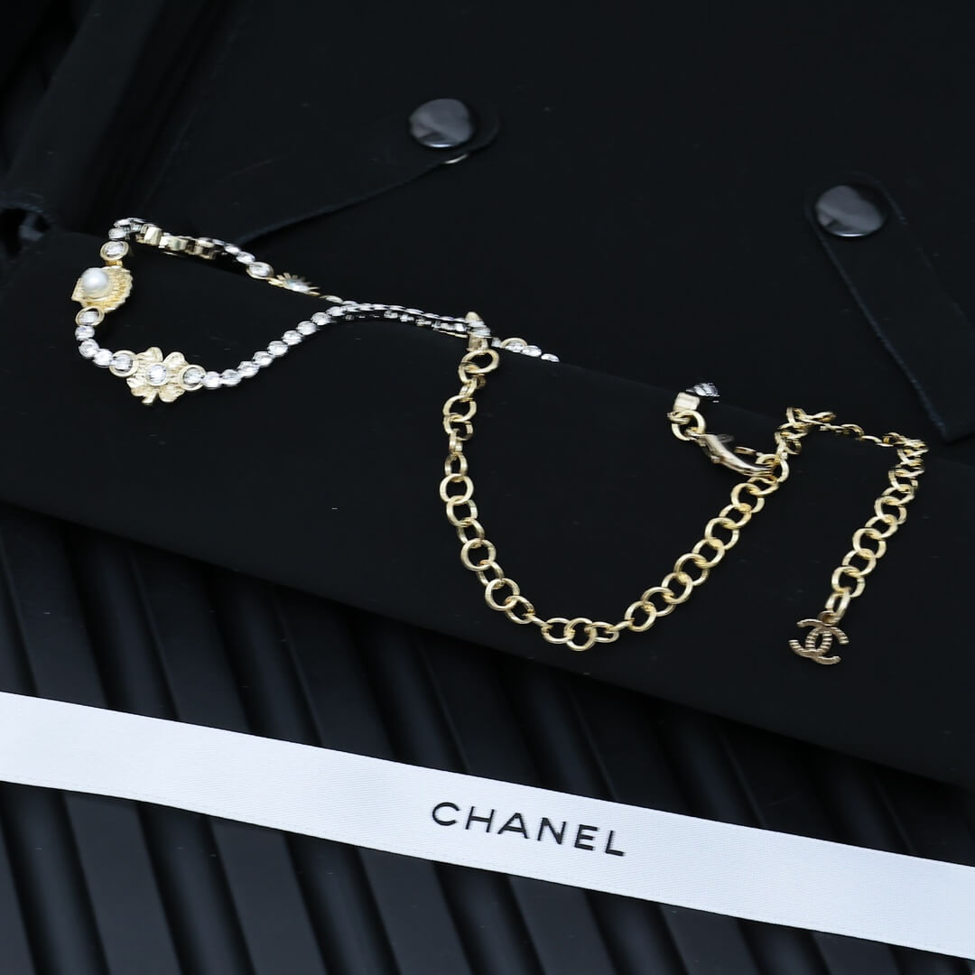 Ocean Wave Diamond Necklace