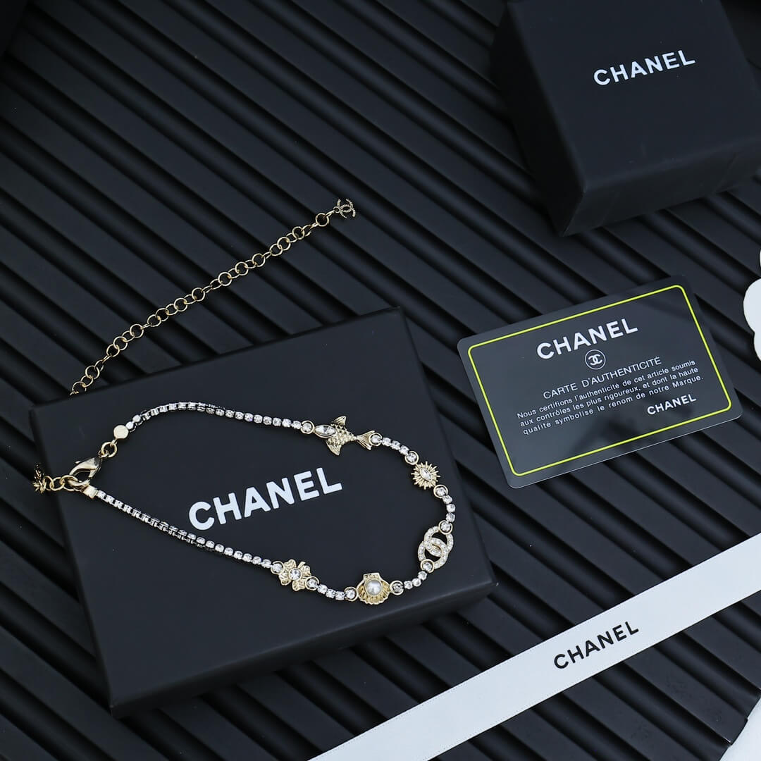 Ocean Wave Diamond Necklace
