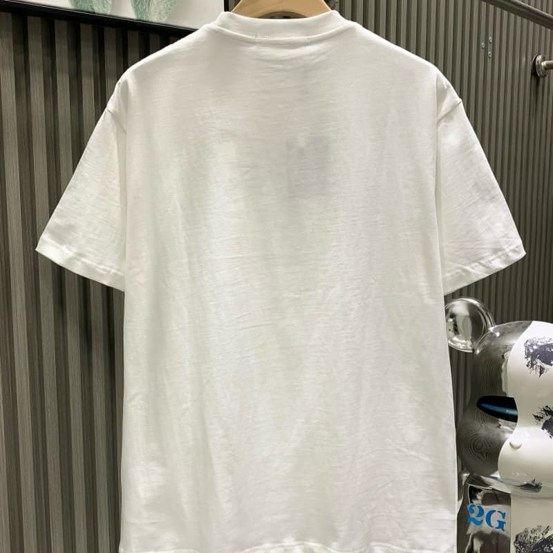 2025 Floral Print T-Shirt